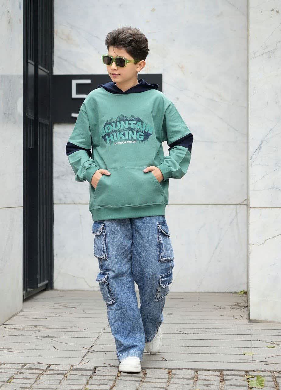 هودی نوجوان